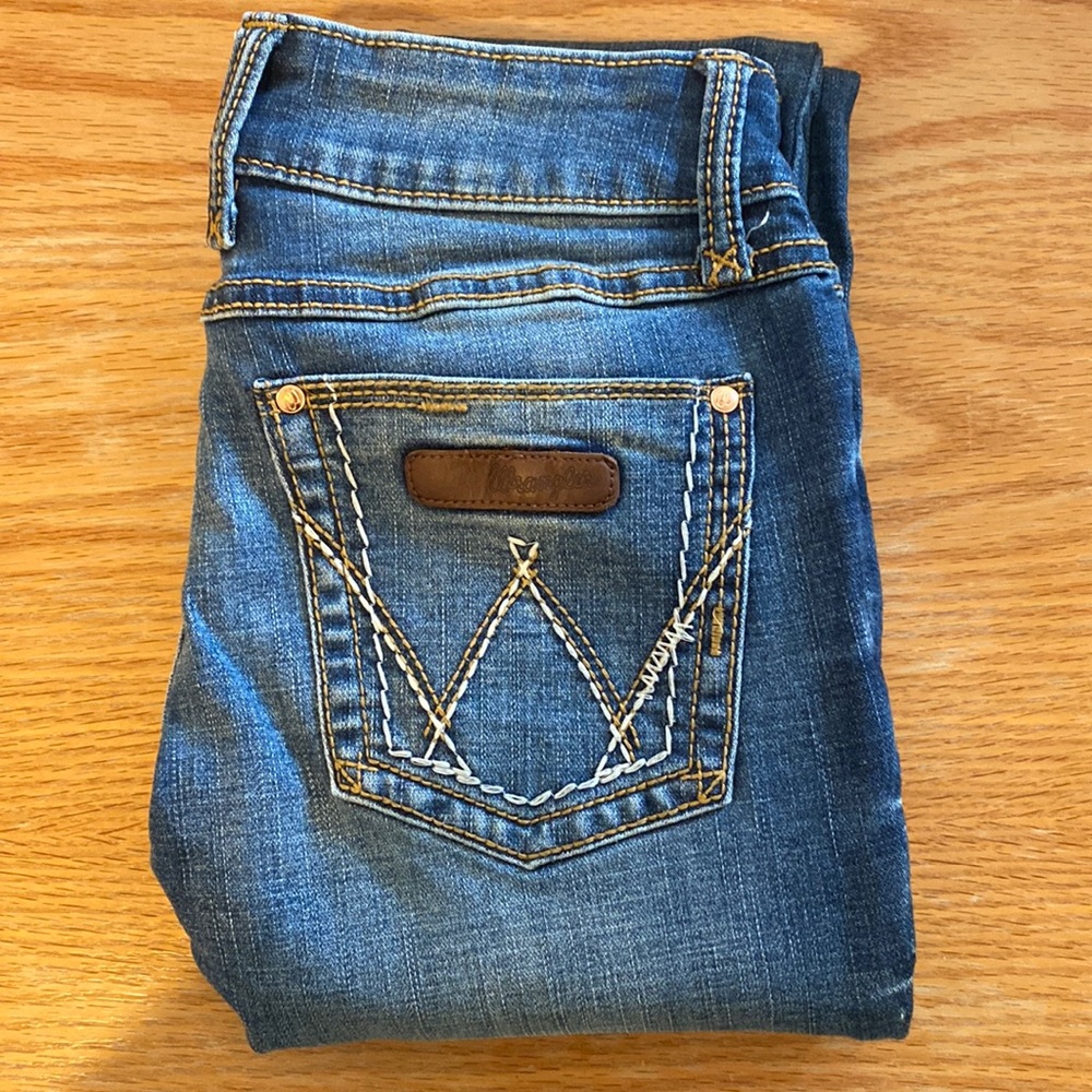 Women’s Wranglers: waist 5/inseam 36
